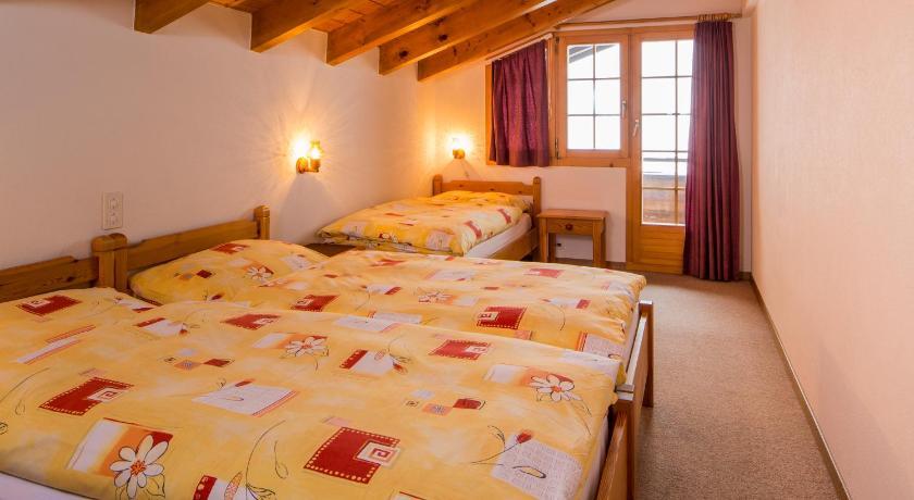 Familienhotel Garni Sporting Bettmeralp Zimmer foto