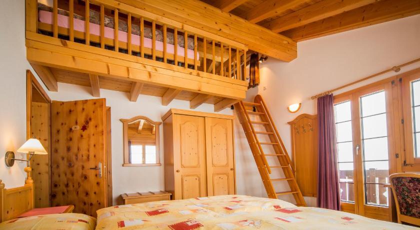 Familienhotel Garni Sporting Bettmeralp Zimmer foto